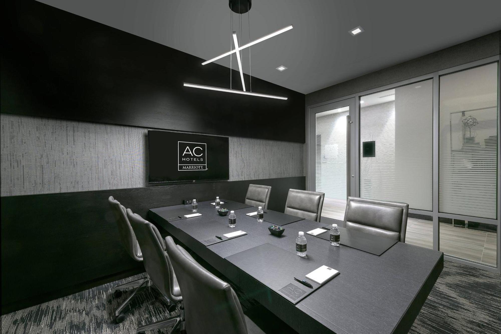 Ac Hotel By Marriott Boston North Medford Zewnętrze zdjęcie
