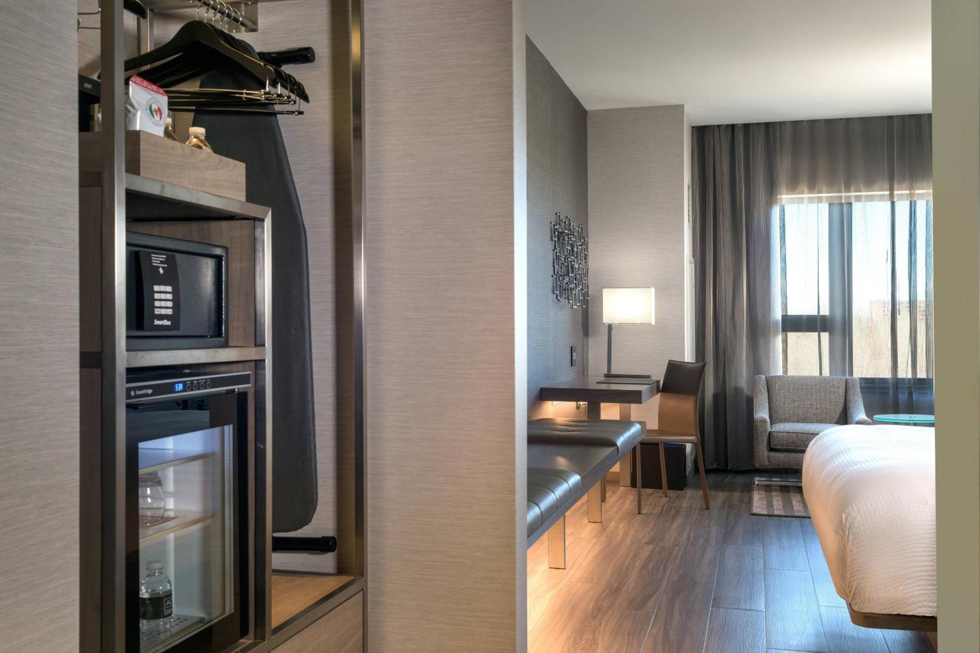 Ac Hotel By Marriott Boston North Medford Zewnętrze zdjęcie